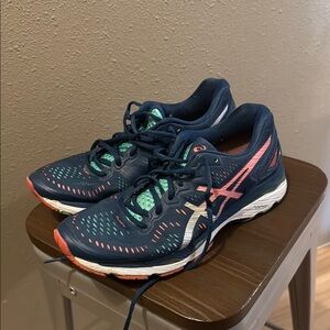 Women's Navy Running Shoes